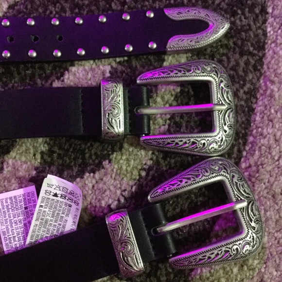✨ Women’s Black Studded Double Buckle Belt ✨ - Picture 2 of 4